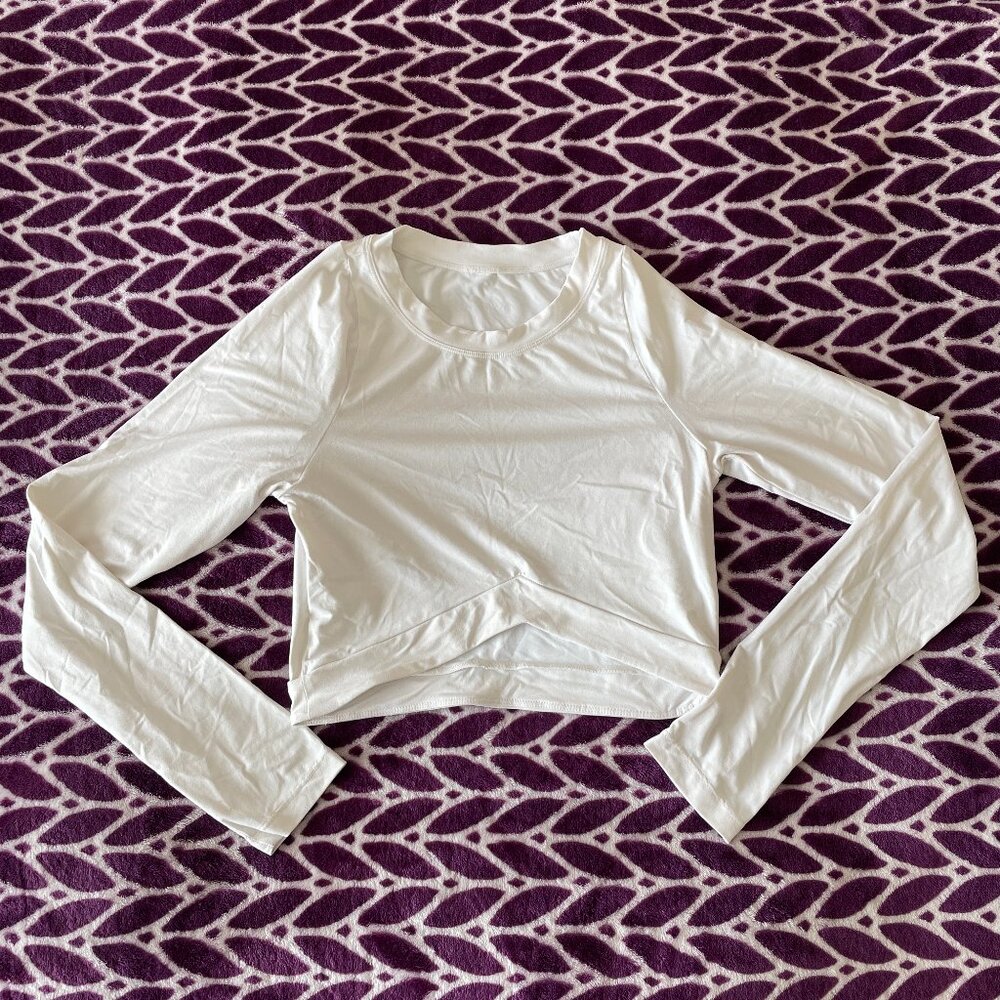 Alphalete Women's Crop-top Long Sleeve Small